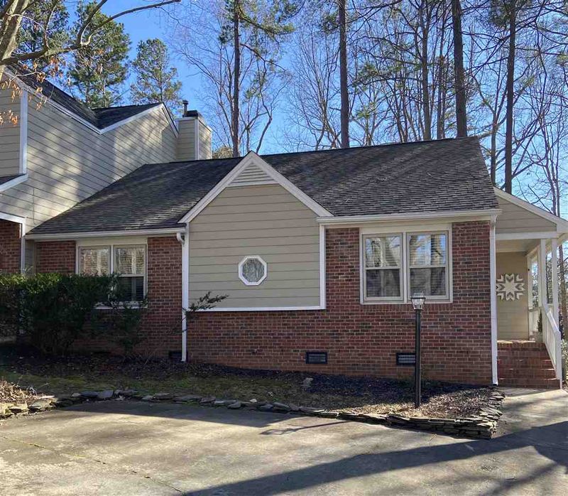 913 Bridge Way, Raleigh, NC 27615