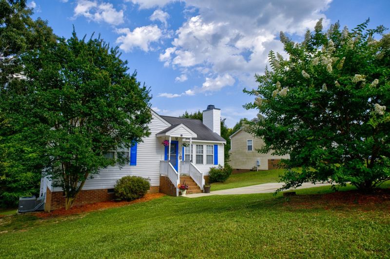913 Delham Rd, Knightdale, NC 27545