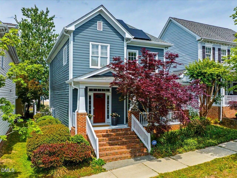 913 Edgewater Cir, Chapel Hill, NC 27516