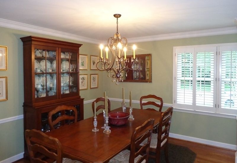 913 Glen Eden Dr, Raleigh, NC 27612