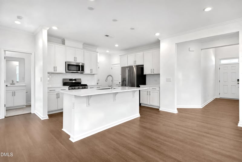 913 Glowing Star Ln, Angier, NC 27501