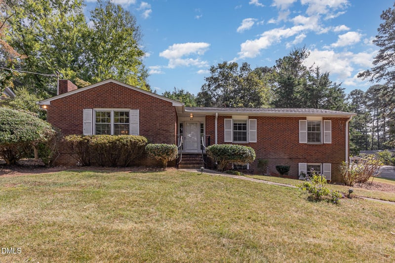 913 Merwin Rd, Raleigh, NC 27606