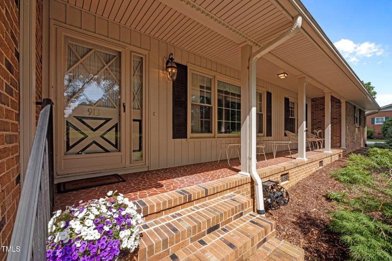 913 Milton Rd, Durham, NC 27712
