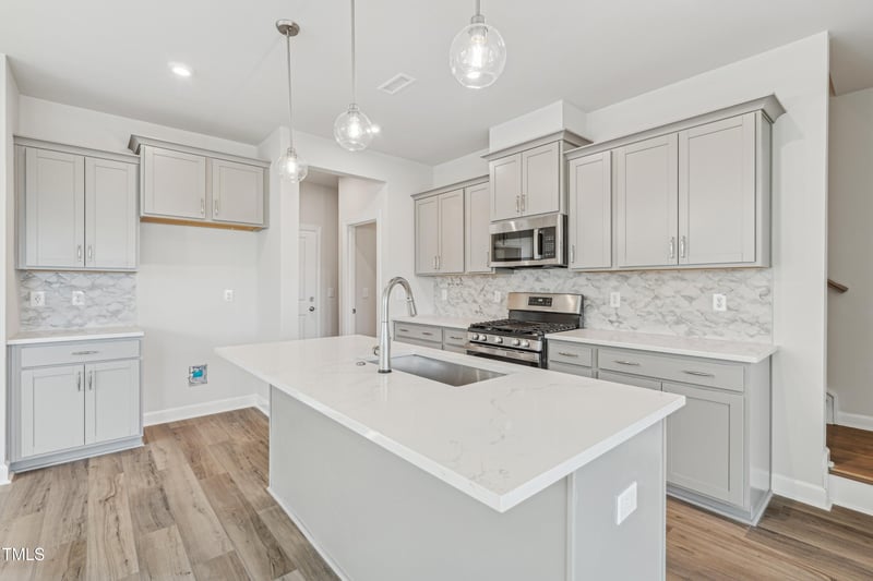 913 Montague Ave, Durham, NC 27703