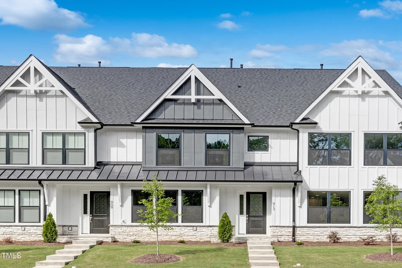 913 Myers Point Dr, Morrisville, NC 27560