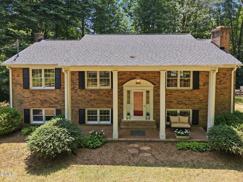 913 Riverview Rd, Raleigh, NC 27610