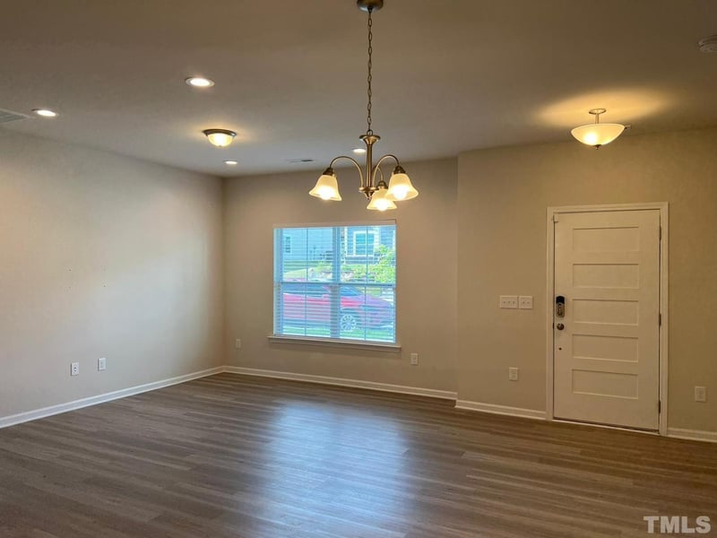 913 Robbie Jackson Ln, Fuquay Varina, NC 27526