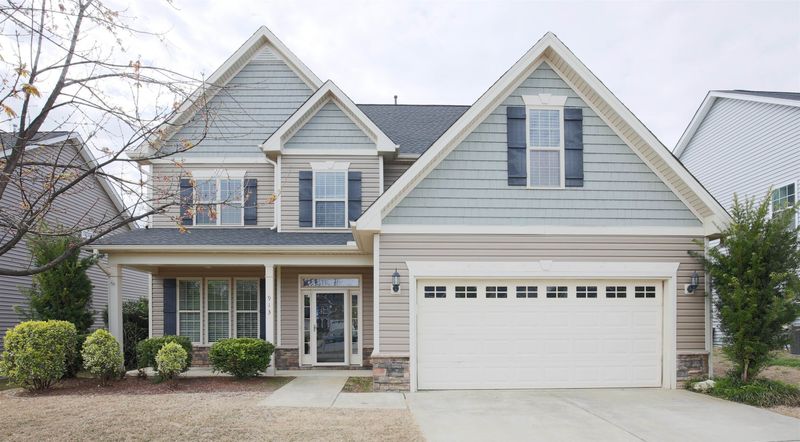 913 Sequoia Ridge Dr, Fuquay Varina, NC 27526