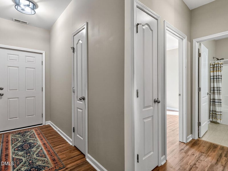 913 Skinner Dr, Raleigh, NC 27610