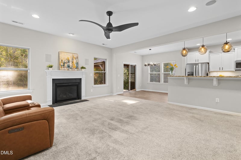 913 Sugar Tree Dr, Mebane, NC 27302