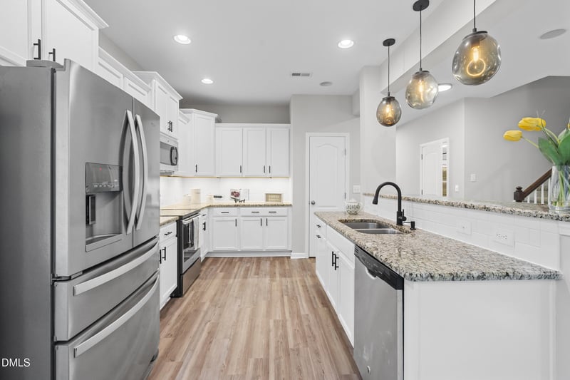 913 Sugar Tree Dr, Mebane, NC 27302