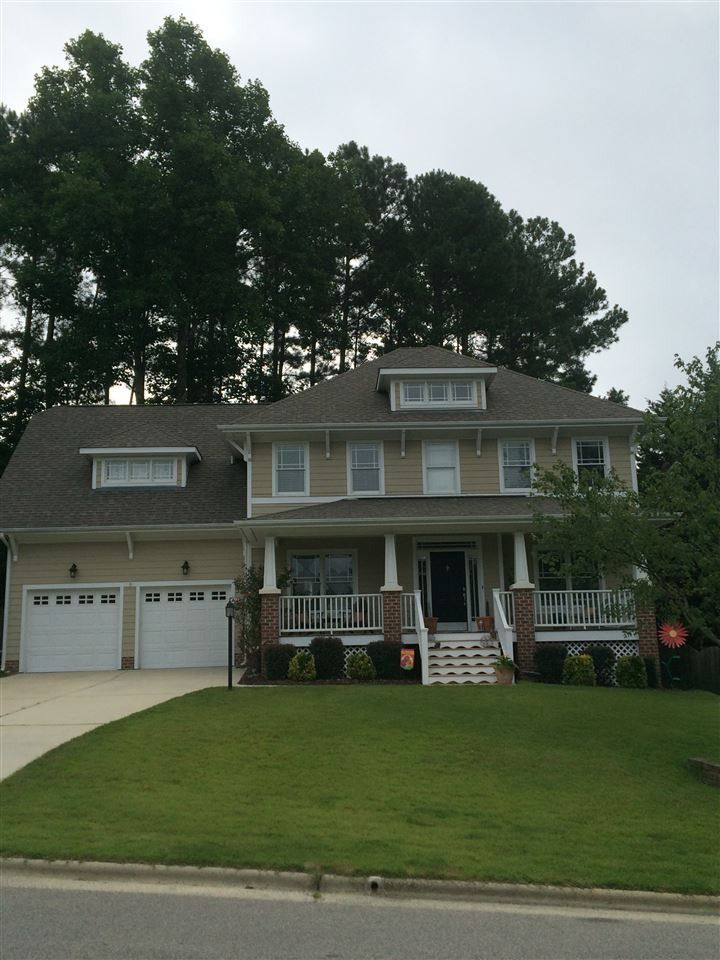 913 Town Side Dr, Apex, NC 27502