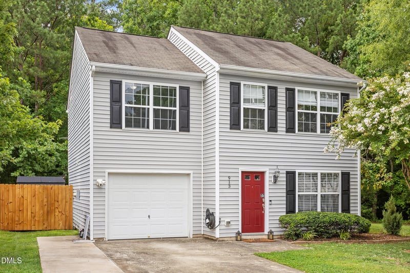 913 Woodgreen Dr, Durham, NC 27704