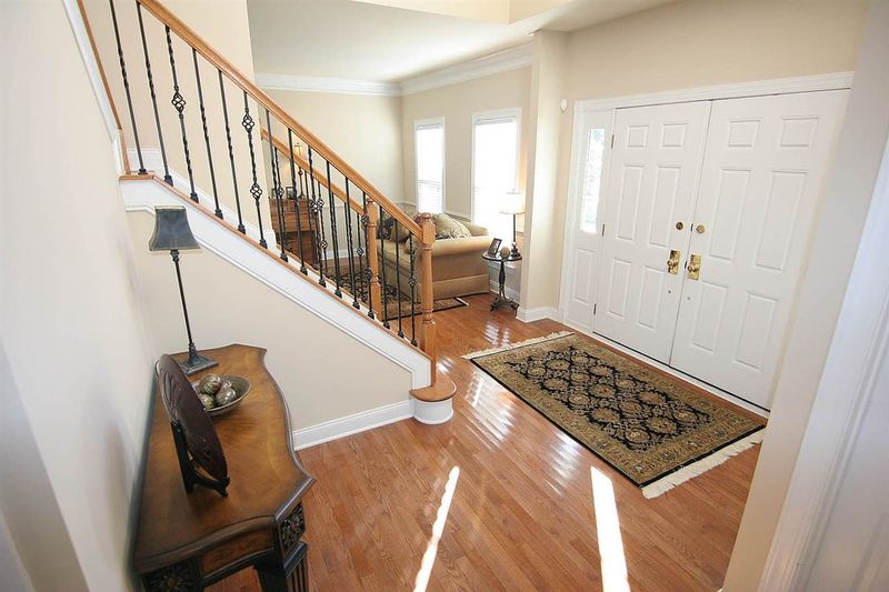 9132 Meadow Mist Ct, Raleigh, NC 27617