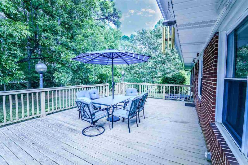 914 Brooks Ave, Garner, NC 27529