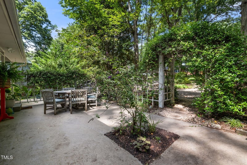 914 Cindy St, Cary, NC 27511