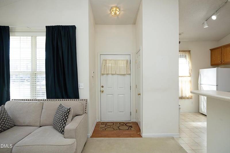 914 Cinnamon Dr, Durham, NC 27713