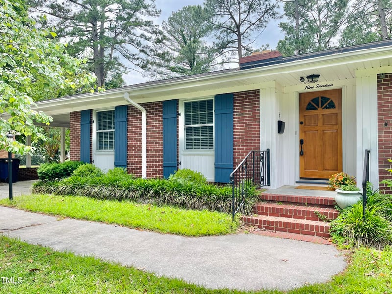 914 Crescent Dr, Smithfield, NC 27577
