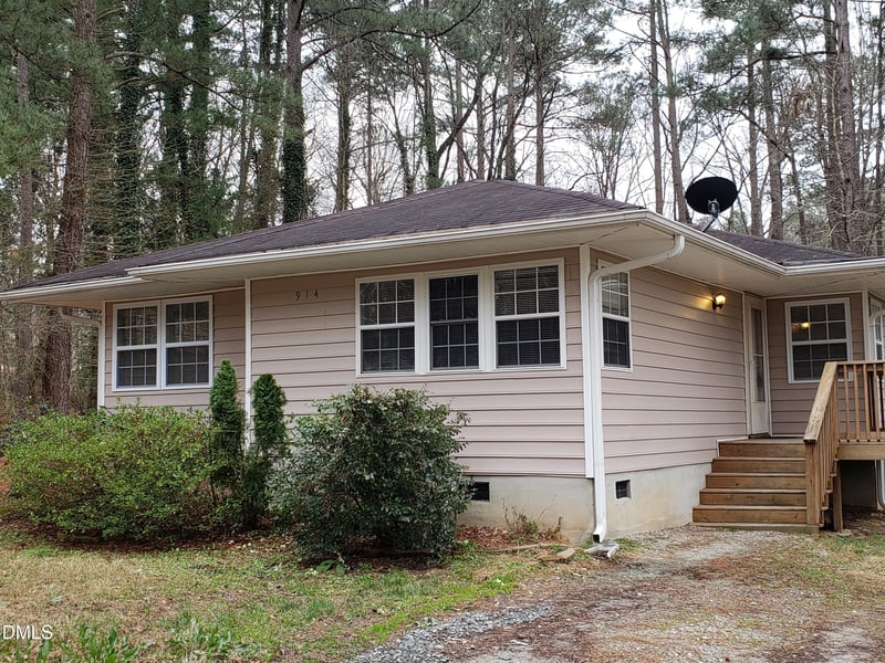 914 Medina St, Durham, NC 27707