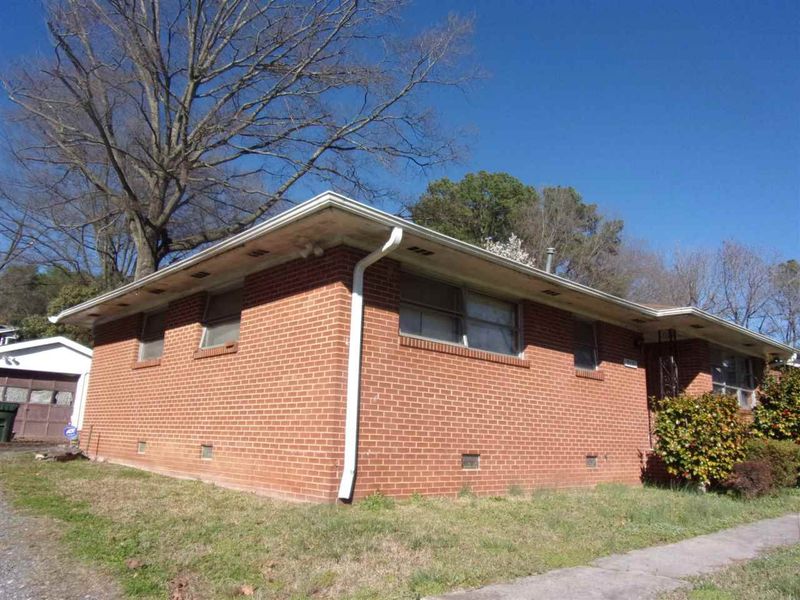914 Ruby St, Durham, NC 27704
