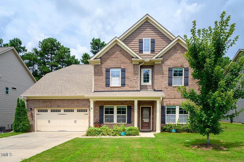 914 Sugar Tree Dr, Mebane, NC 27302