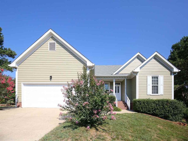 9140 Deershire Ct, Raleigh, NC 27615