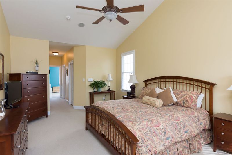 9144 Palm Bay Cir, Raleigh, NC 27617