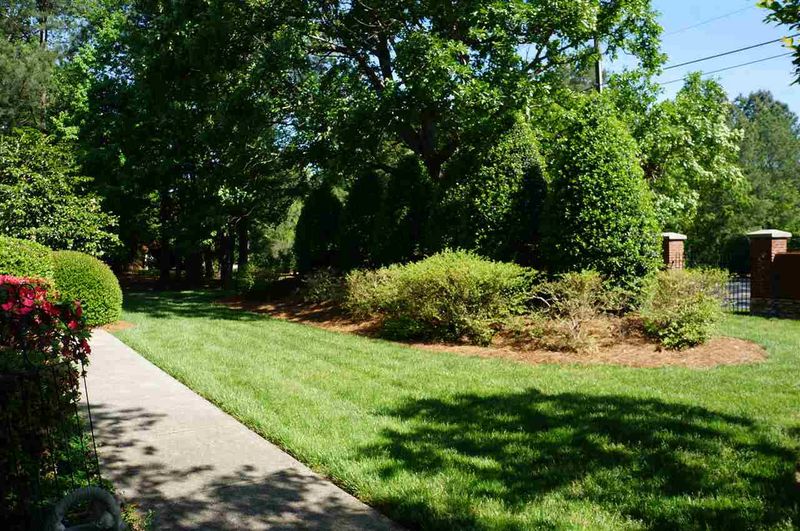 9145 Carrington Ridge Dr, Raleigh, NC 27615