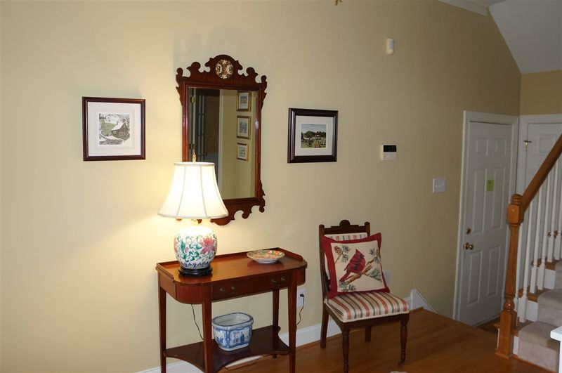 9145 Carrington Ridge Dr, Raleigh, NC 27615