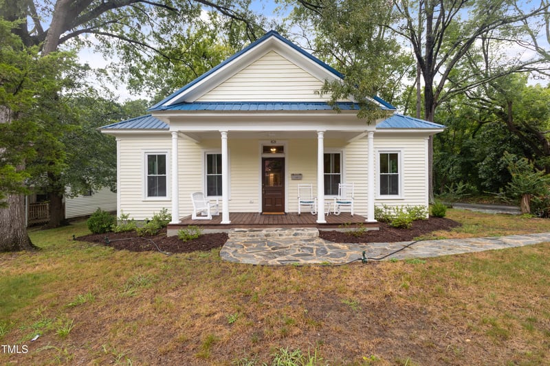 915 3rd St, Sanford, NC 27330