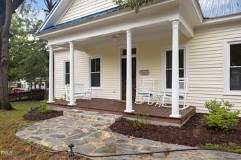 915 3rd St, Sanford, NC 27330