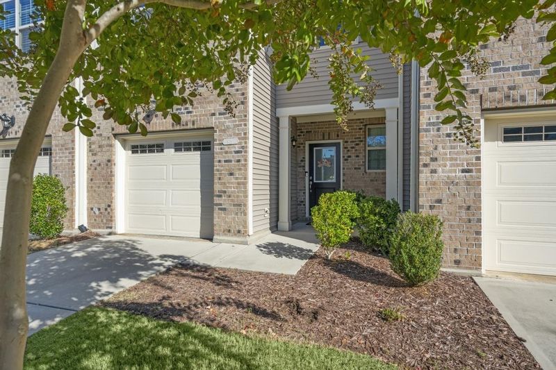 915 Contessa Dr, Cary, NC 27513
