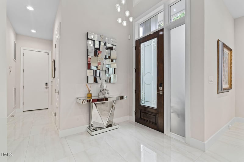 915 Crabtree Crossing Pw, Morrisville, NC 27560