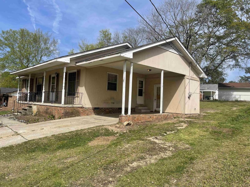 915 Edison Rd, Raleigh, NC 27610