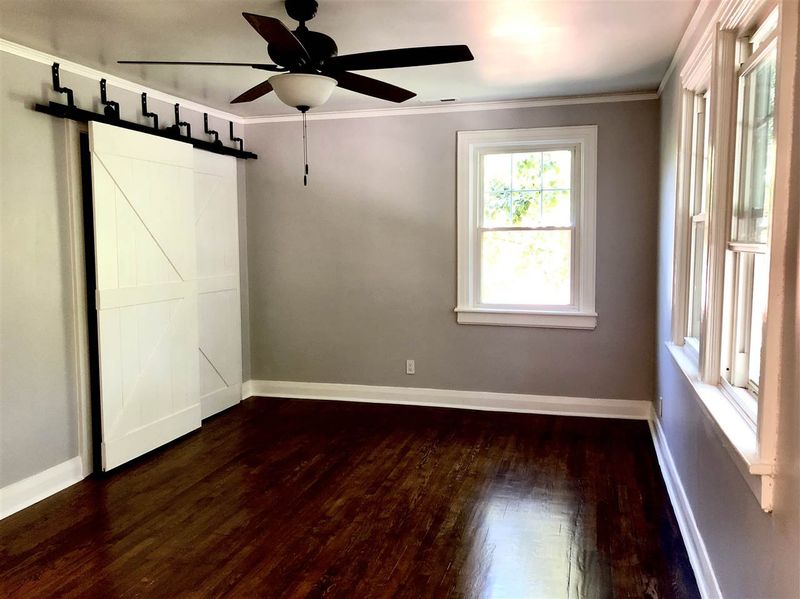 915 Englewood Ave, Durham, NC 27701