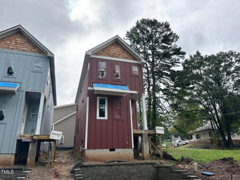 915 Grant St, Durham, NC 27701