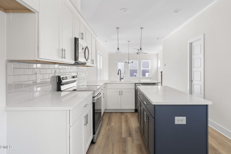 915 Grant St, Durham, NC 27701