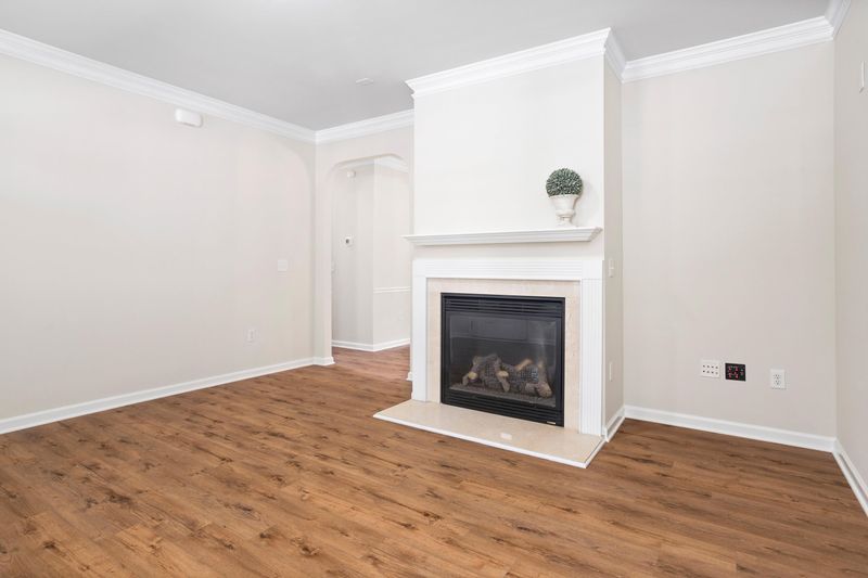 915 Shining Wire Way, Morrisville, NC 27560