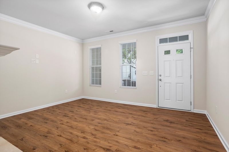 915 Shining Wire Way, Morrisville, NC 27560
