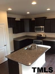 915 Sugar Tree Dr, Mebane, NC 27302