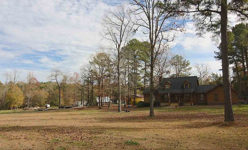9155 S Us 301 Hw, Four Oaks, NC 27524