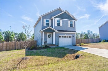 916 Allstar Ave, Cameron, NC 28326