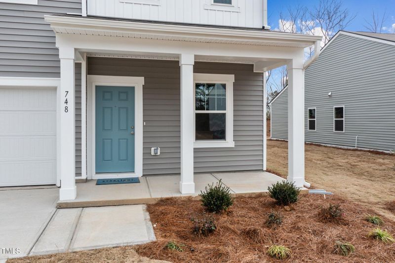 916 Berkeley Glen Rd, Zebulon, NC 27597