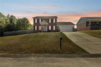 916 Beuer Dr, Fayetteville, NC 28314