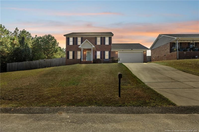 916 Beuer Dr, Fayetteville, NC 28314