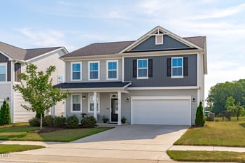 916 Briar Gate Dr, Holly Springs, NC 27540