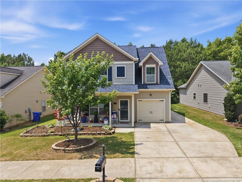 916 Bridlemine Dr, Fuquay Varina, NC 27526