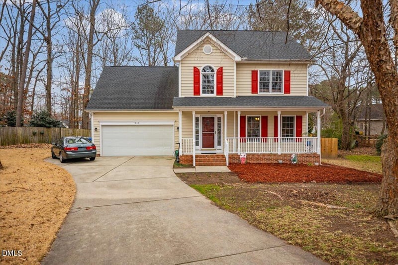 916 Brookhannah Ct, Fuquay Varina, NC 27526