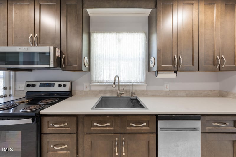 916 Clayton Rd, Durham, NC 27703