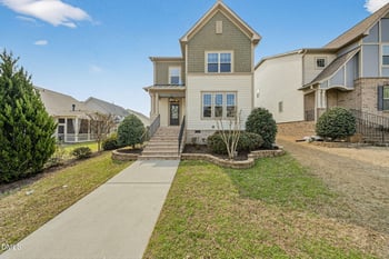 916 Conifer Forest Ln, Wake Forest, NC 27587